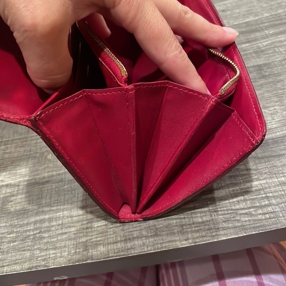 EUC LOUIS VUITTON RED VERINS SARAH  WALLET​​​​​​​ - Picture 12 of 14